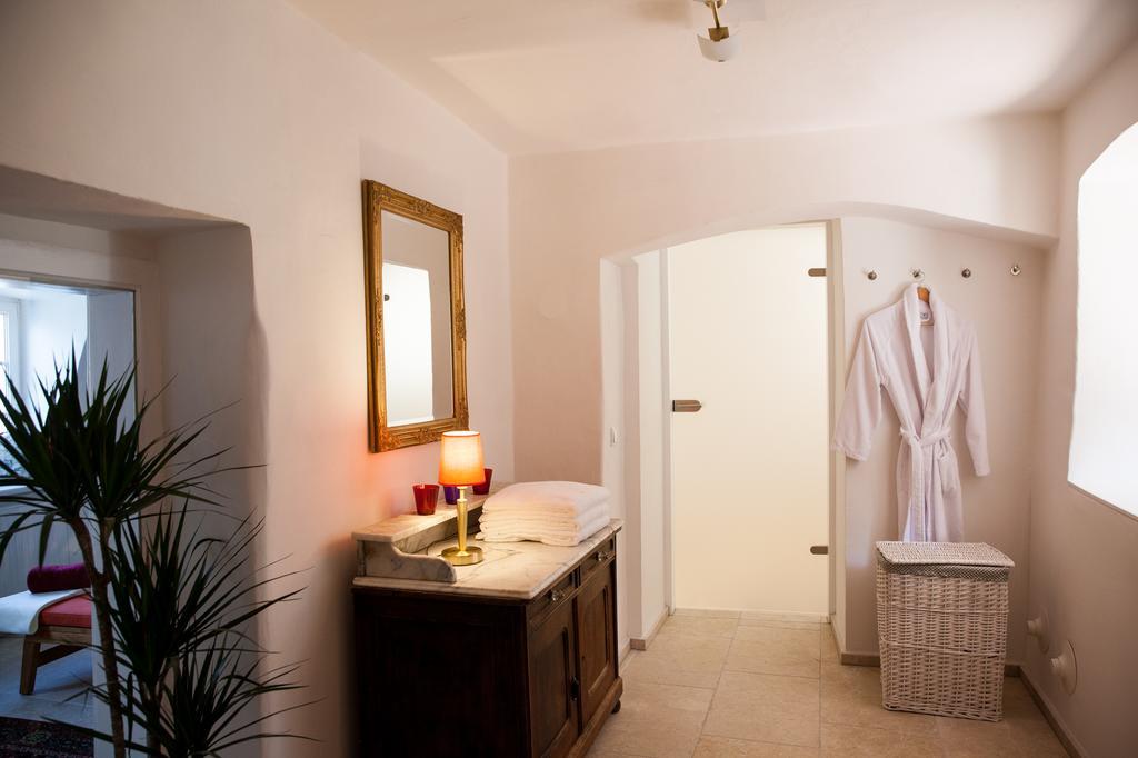 Gasthof Zum Goldenen Anker Hainburg an der Donau Ngoại thất bức ảnh